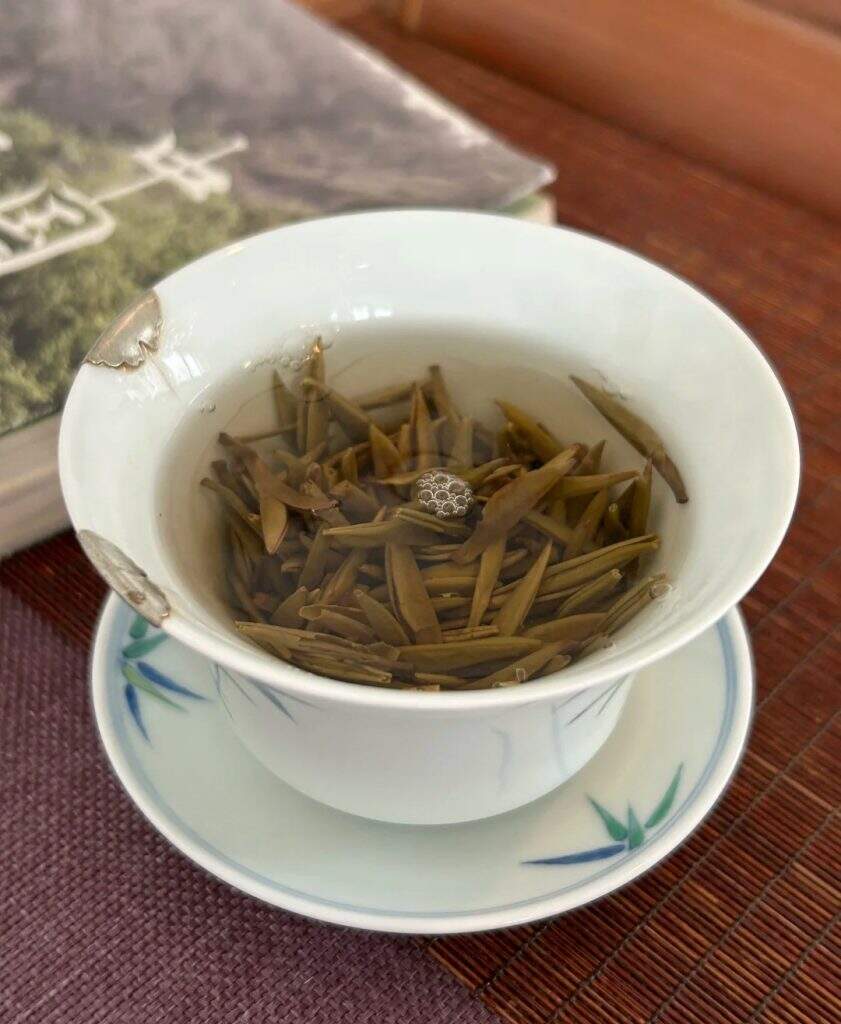 junshan yinzhen yellow tea