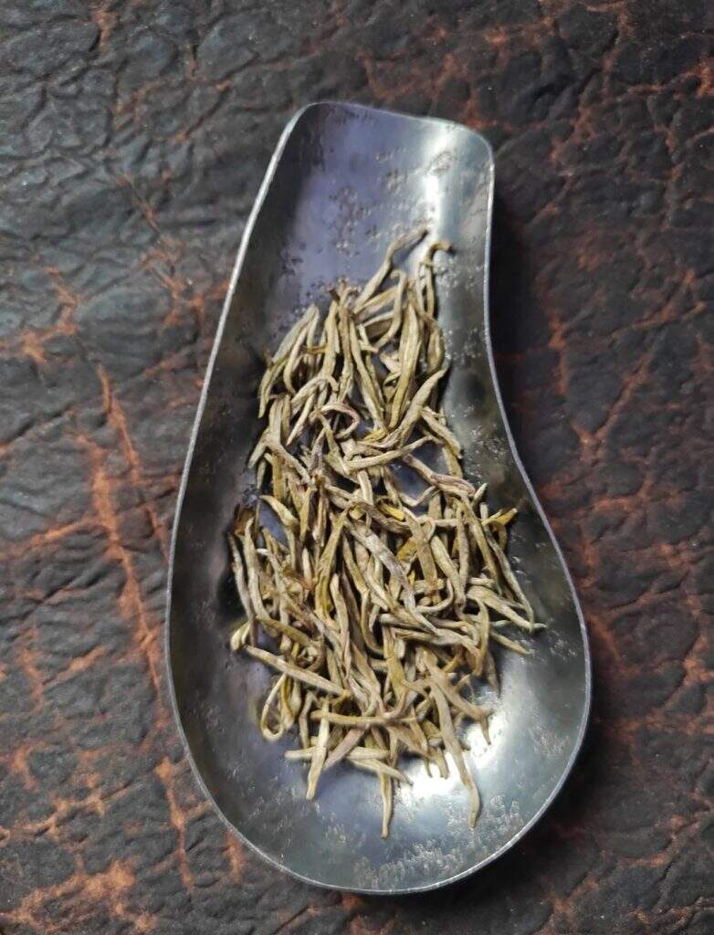 junshan yinzhen yellow tea